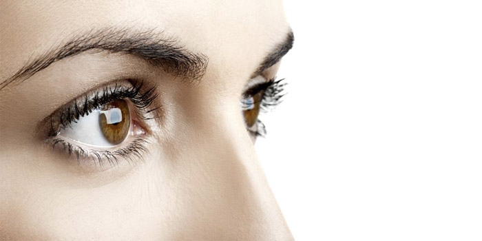 Following the Lower Eyelid Surgery